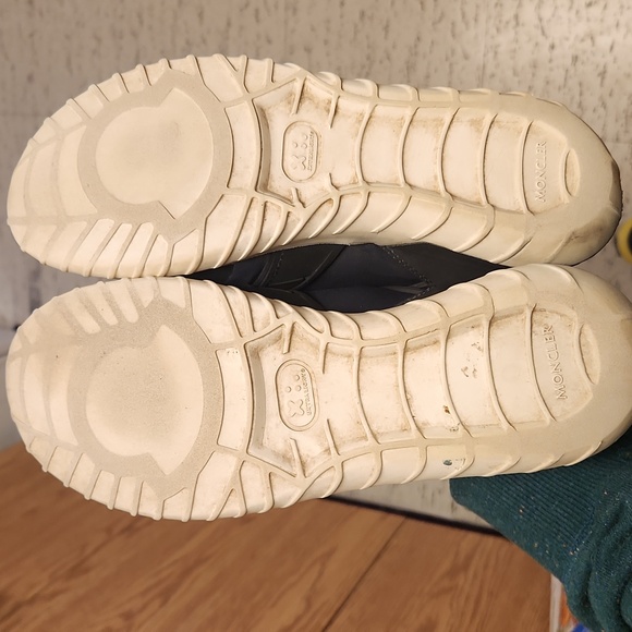 Moncler Emilia Active Shoes - Picture 11 of 13